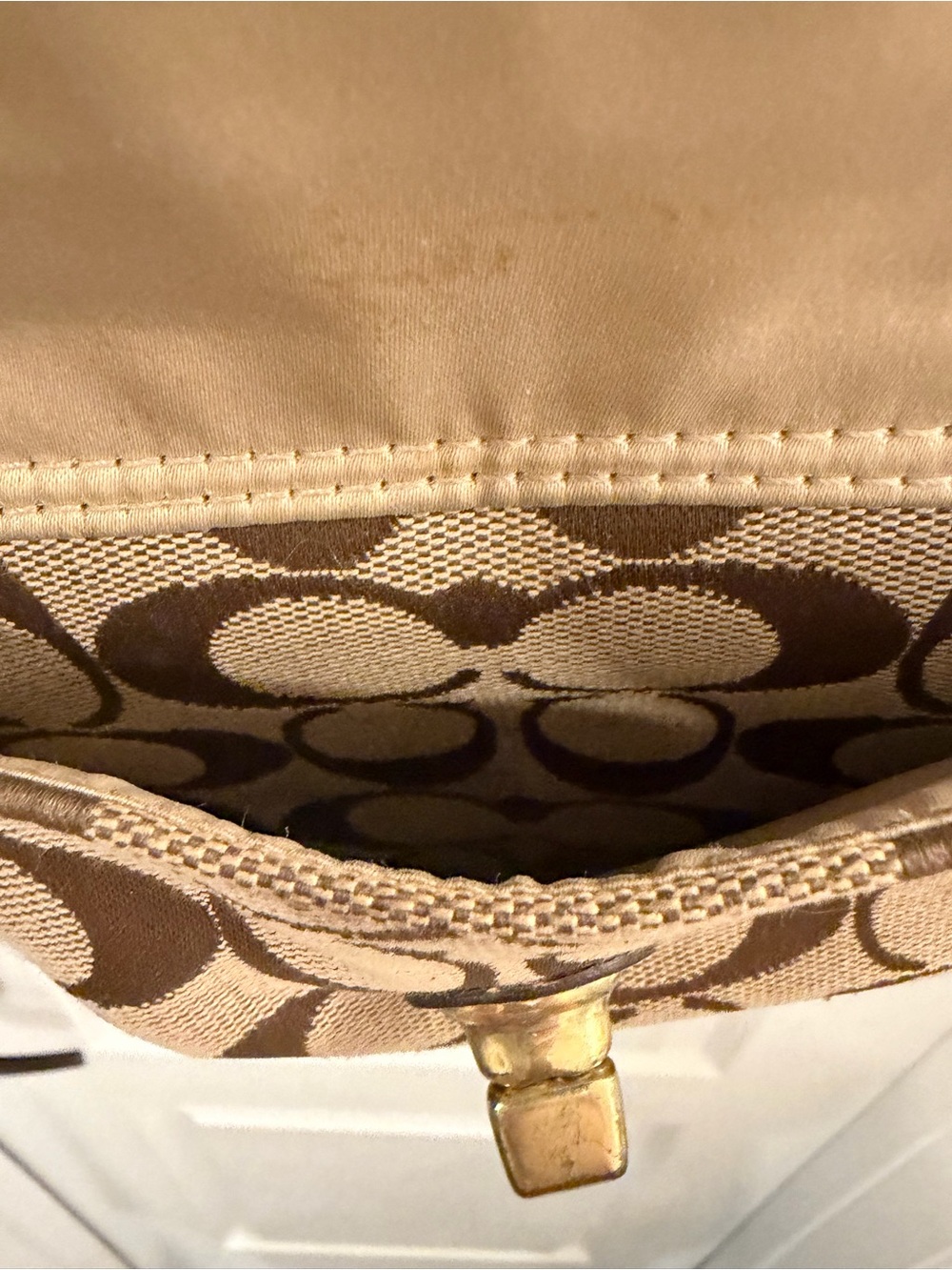 Coach Tan/Brown Signature Canvas Crossbody with Gold Hardware - Picture 5 of 9